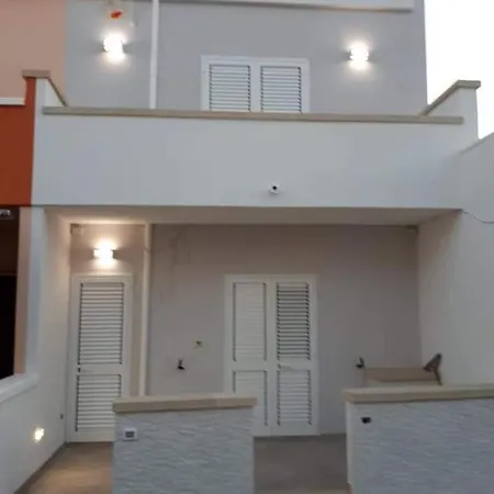 Casa 100m Dal Mare Caraibico Ferienhaus Lido Marini